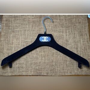 CHANEL Black Velvet Hangers 💫✨